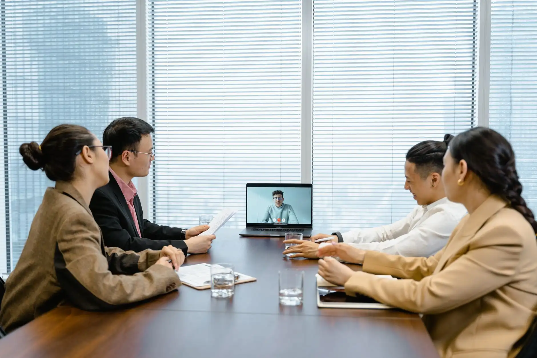 重庆企业形象策划服务全解析：从LOGO设计到品牌升级落地