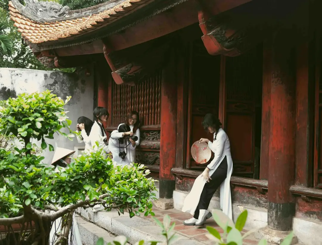 LOGO设计与IP形象策划：企业视觉系统升级的3个关键步骤